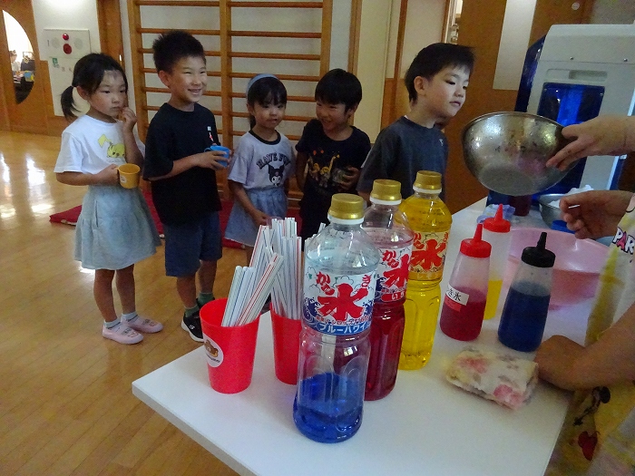 夏を味わう①（かき氷屋さん開店）