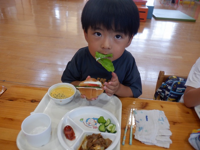 5歳児　にじ組　７月の様子