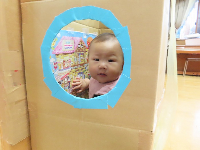 ０歳児　ばなな組　10月の様子